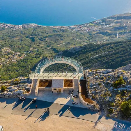Jasmin - Makarska By Guide * Imotski